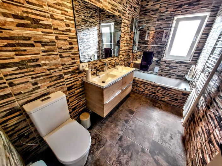 Image No.21-4 Bed Villa for sale