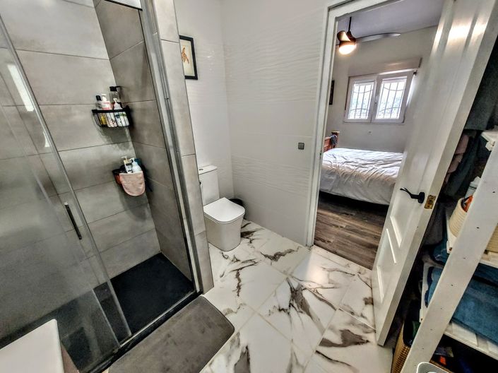 Image No.26-4 Bed Villa for sale