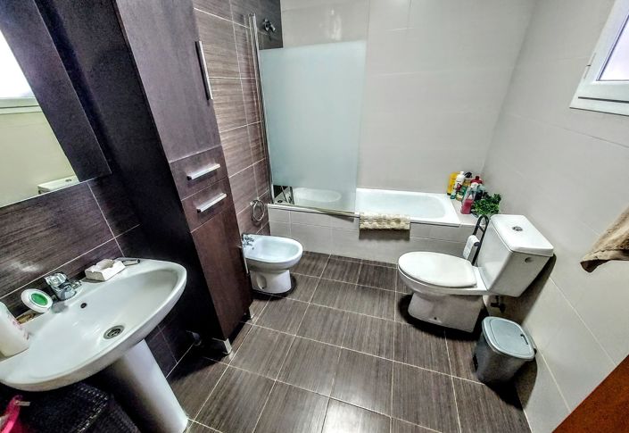 Image No.16-4 Bed Villa for sale