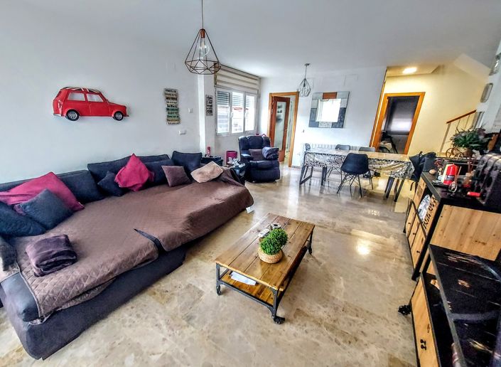 Image No.6-4 Bed Villa for sale