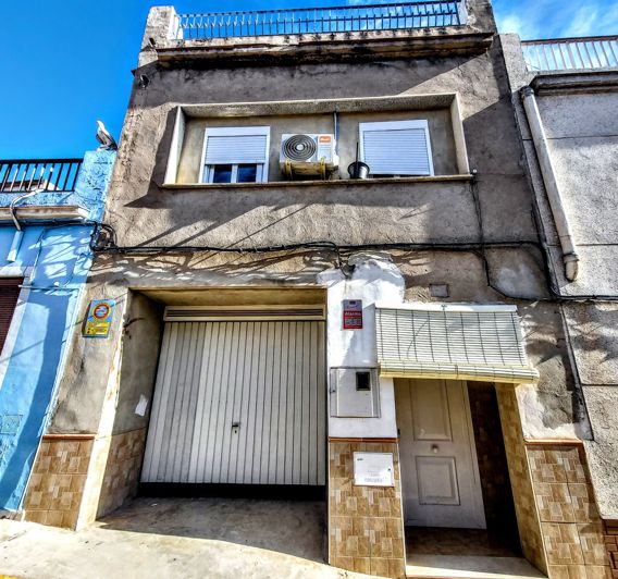 Image No.3-3 Bed Townhouse for sale