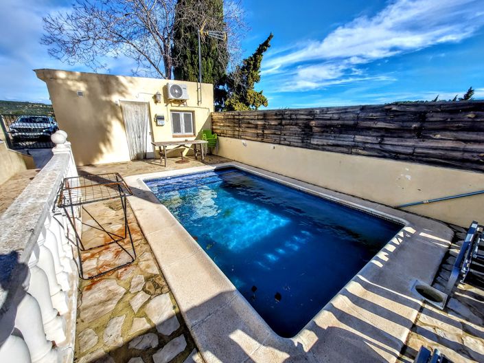 Image No.10-10 Bed Villa for sale