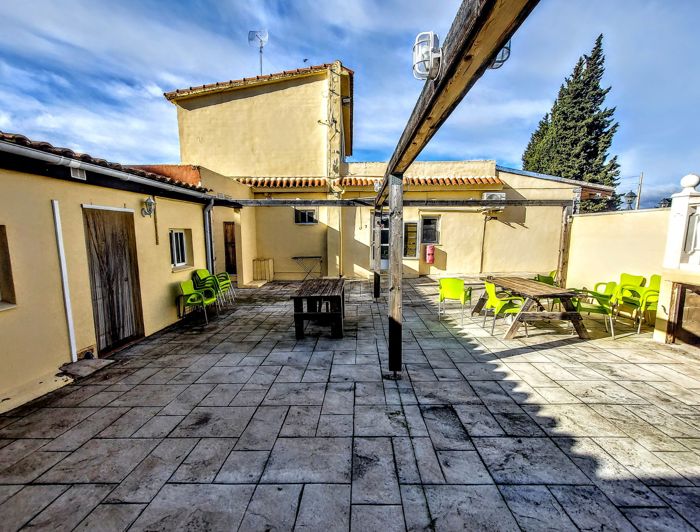 Image No.11-10 Bed Villa for sale