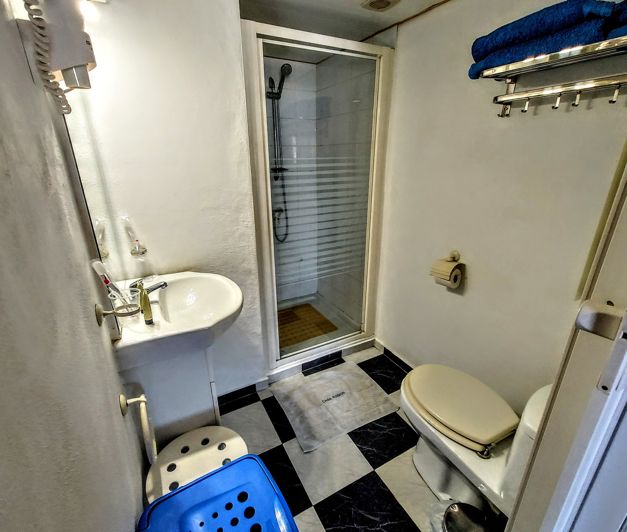 Image No.28-10 Bed Villa for sale