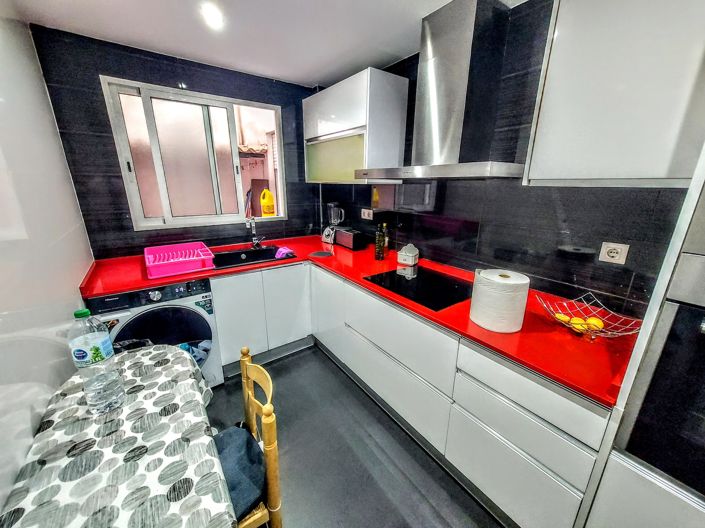 Image No.12-3 Bed Apartment for sale