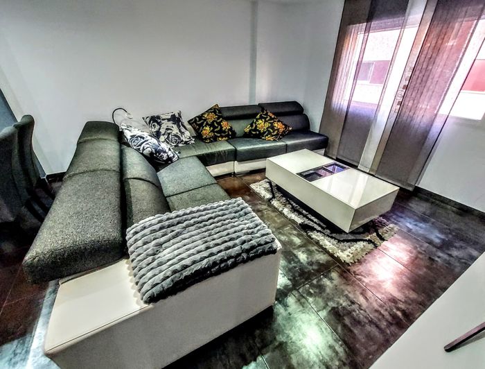 Image No.27-3 Bed Apartment for sale