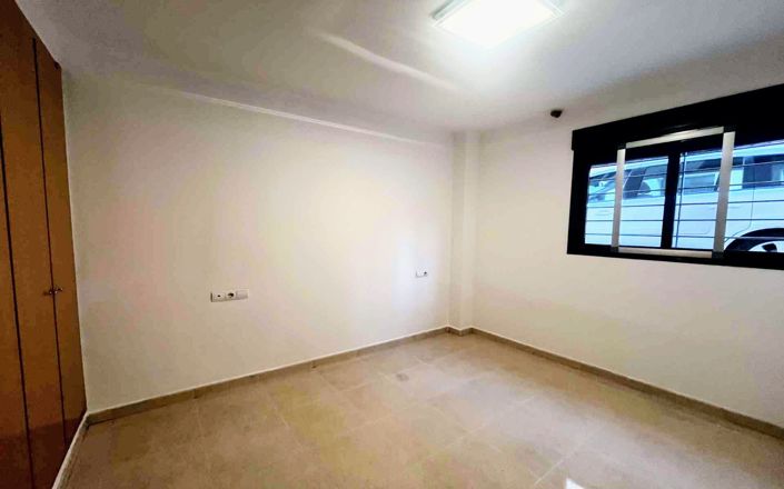 Image No.10-Propriété de 3 chambres à vendre à Moncada