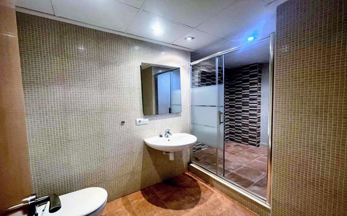 Image No.13-Propriété de 3 chambres à vendre à Moncada