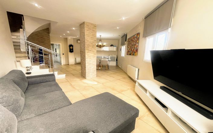 Image No.8-Villa de 4 chambres à vendre à La Canada