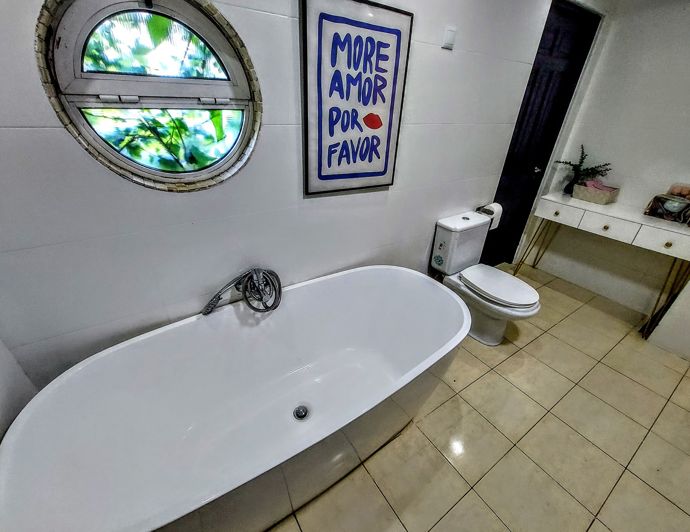 Image No.18-5 Bed Villa for sale