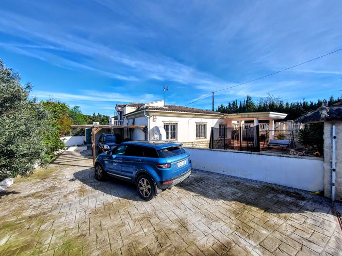 Image No.27-5 Bed Villa for sale