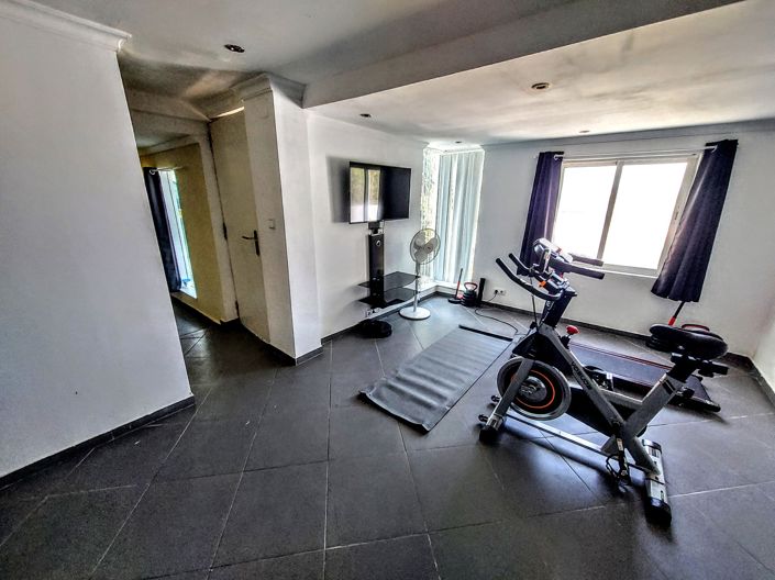 Image No.43-5 Bed Villa for sale