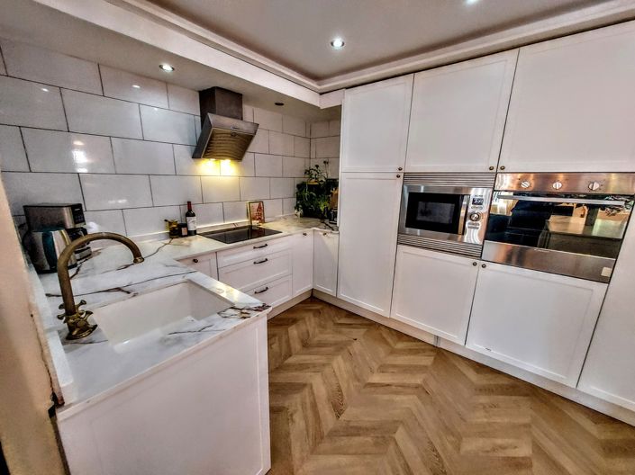 Image No.8-5 Bed Villa for sale