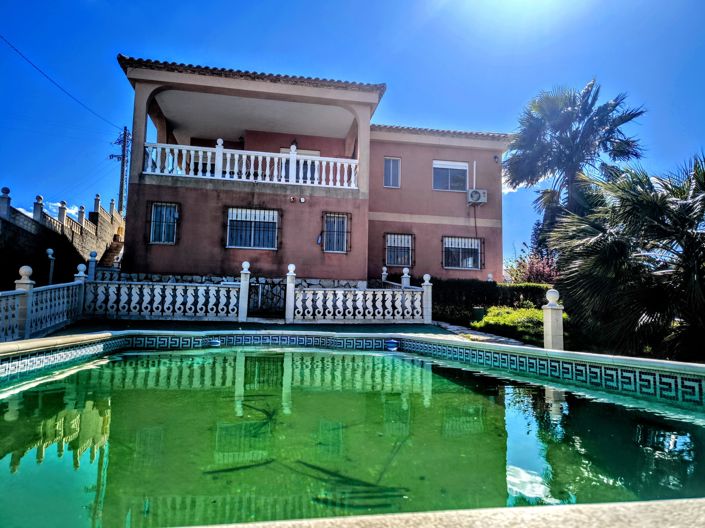 Image No.2-Villa de 4 chambres à vendre à Montroy