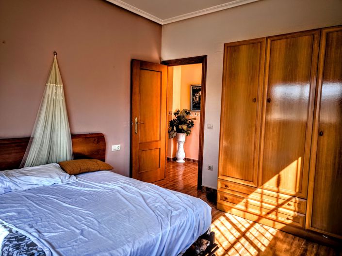 Image No.25-4 Bed Villa for sale