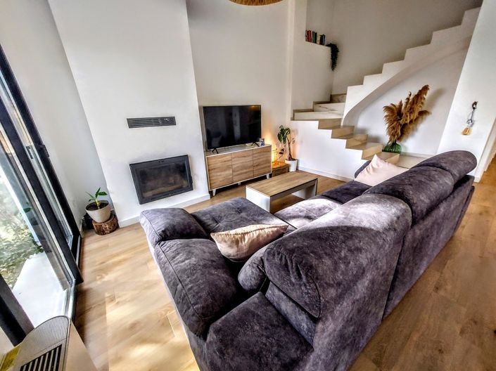 Image No.10-3 Bed Villa for sale