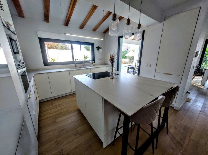 Image No.7-3 Bed Villa for sale