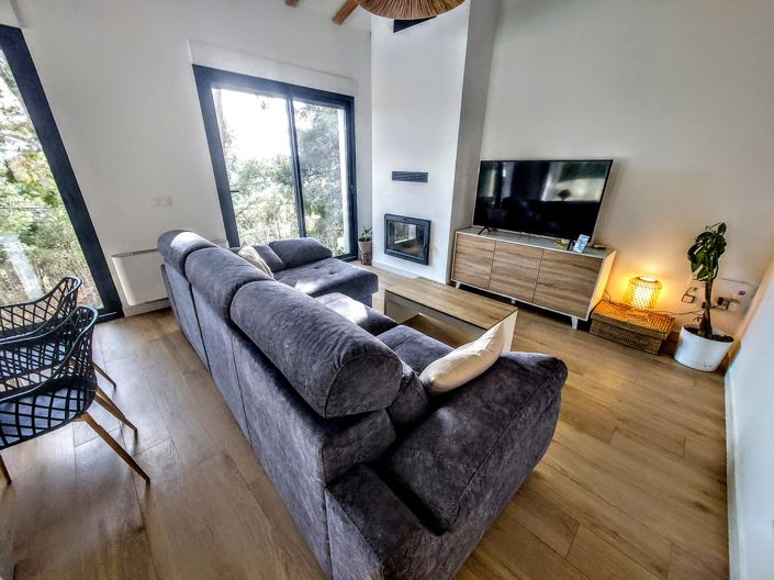 Image No.9-3 Bed Villa for sale