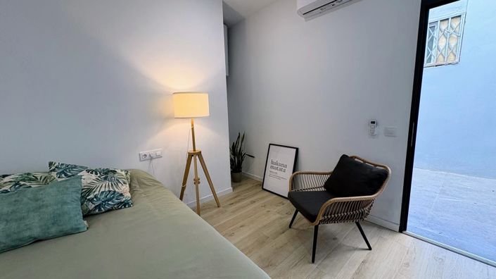 Image No.5-1 Bed Property for sale