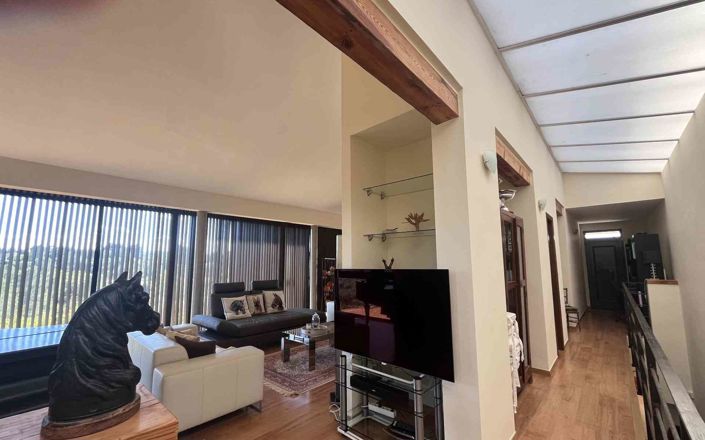 Image No.18-7 Bed Villa for sale
