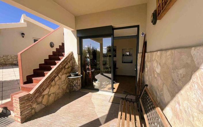 Image No.4-7 Bed Villa for sale