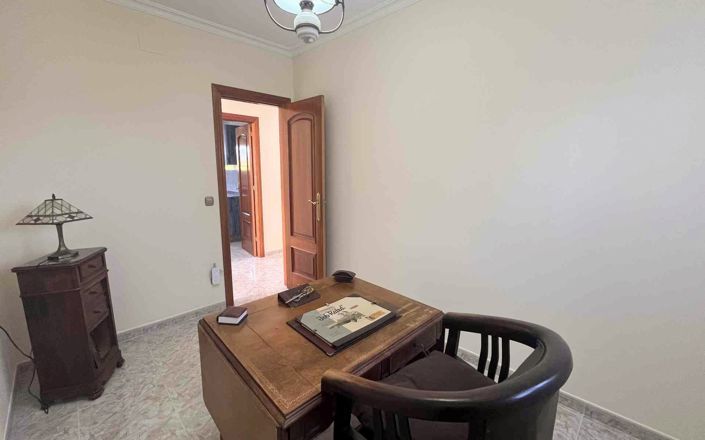 Image No.51-7 Bed Villa for sale