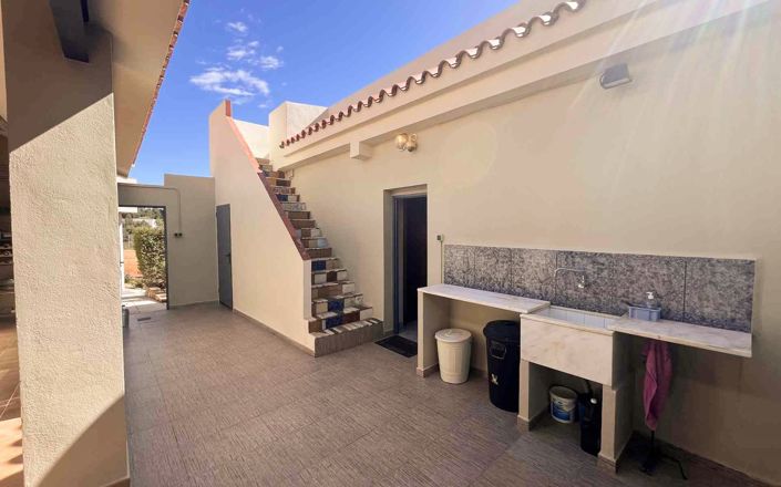 Image No.58-7 Bed Villa for sale