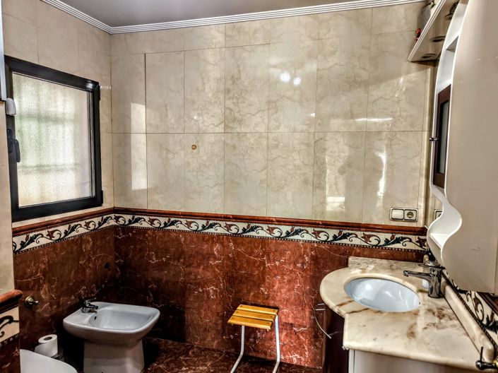 Image No.17-Villa de 5 chambres à vendre à Alzira