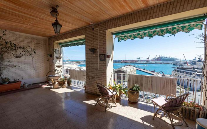 Image No.2-4 Bed Property for sale