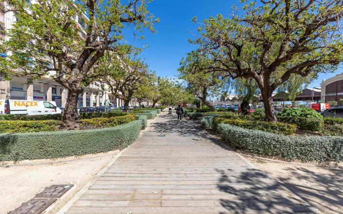 Image No.44-4 Bed Property for sale