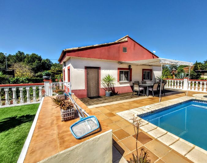 Image No.37-4 Bed Villa for sale