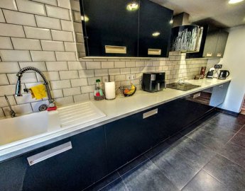 vlc938320260427121532-edit