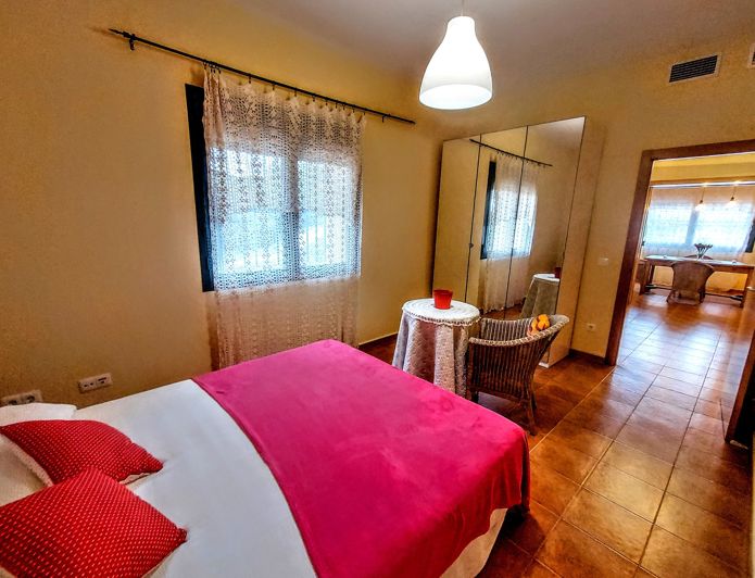 Image No.11-7 Bed Villa for sale