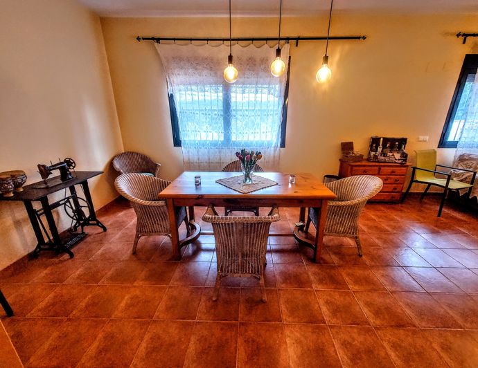 Image No.6-Villa de 7 chambres à vendre à Alzira