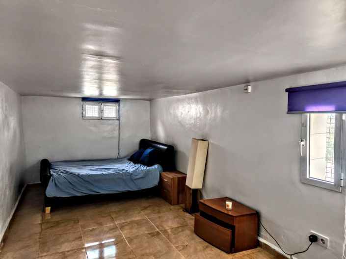 Image No.21-8 Bed Villa for sale