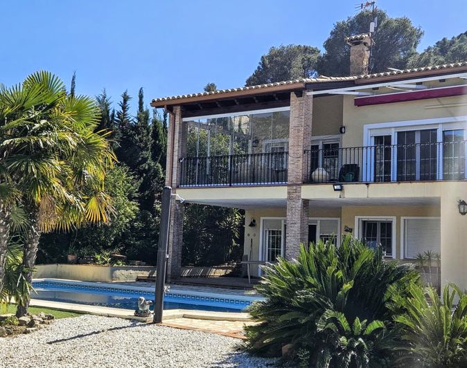 Image No.14-Villa de 4 chambres à vendre à Alzira