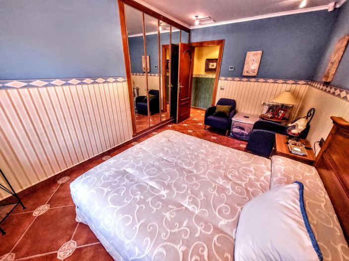 Image No.28-4 Bed Villa for sale