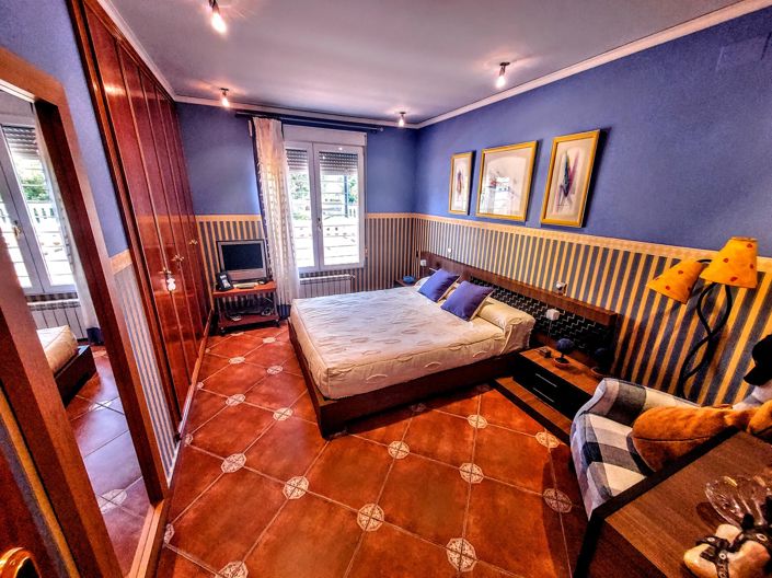Image No.32-4 Bed Villa for sale