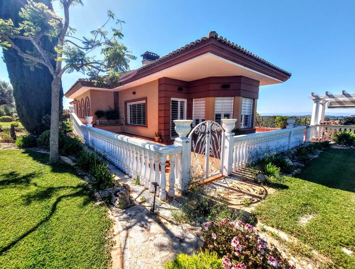 Image No.48-4 Bed Villa for sale