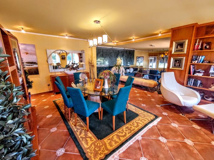 Image No.6-4 Bed Villa for sale