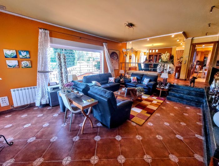Image No.8-4 Bed Villa for sale