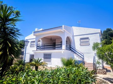 1 - Turís, Villa