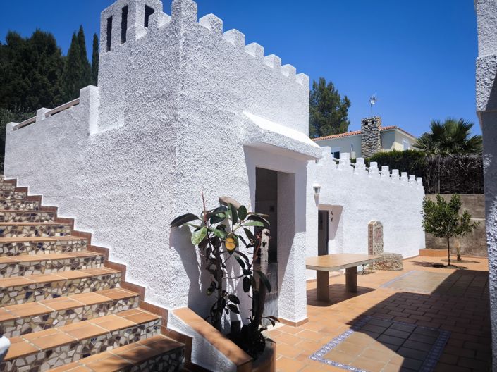 Image No.22-5 Bed Villa for sale