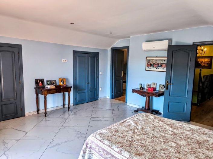 Image No.22-6 Bed Villa for sale