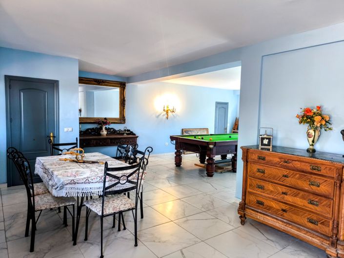 Image No.4-6 Bed Villa for sale