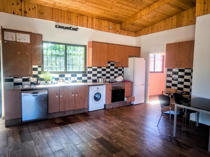 Image No.40-6 Bed Villa for sale