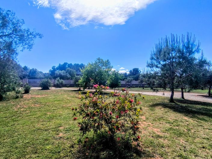 Image No.48-6 Bed Villa for sale