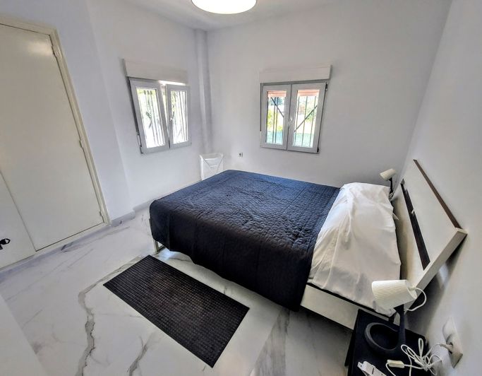 Image No.19-6 Bed Villa for sale