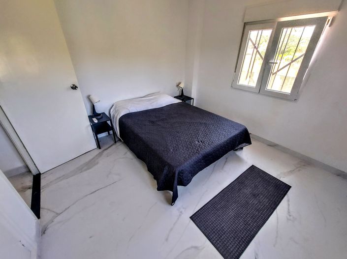 Image No.20-6 Bed Villa for sale