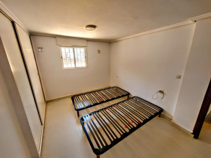 Image No.24-6 Bed Villa for sale